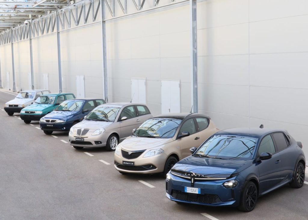 Lancia Ypsilon festeggia 40 anni di storia