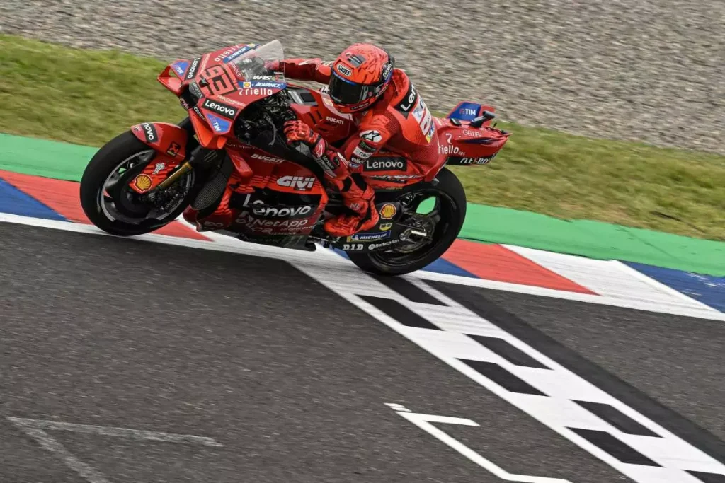 "Marc Marquez Shine on Friday in Austin, All-Ducati Top Five" - Agenzia di Stampa Italpress
