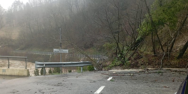 Marradi: aggiornamenti sul maltempo. Chiusura delle strade e raccomandazione di massima prudenza.