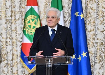 Mattarella: "Il sistema sanitario è cruciale per combattere le aggressioni"