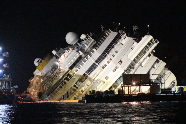 Naufragio della Costa Concordia: Schettino richiede la semilibertà