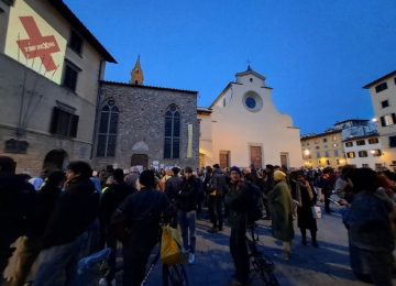 No alle Rsa nell'ex caserma Ferrucci: flash mob in piazza Santo Spirito