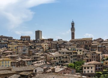 Siena: il Comune avvia la consultazione per il nuovo Regolamento del Commercio nel Centro Storico