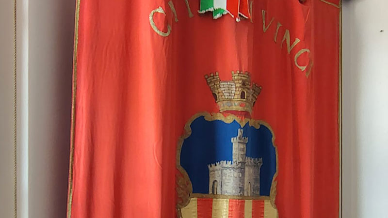 Vinci riorganizza gli uffici comunali.