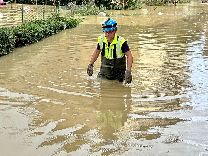 Arno sotto i livelli: a Firenze, in un giorno, è caduta più pioggia che nell'intero mese di marzo.