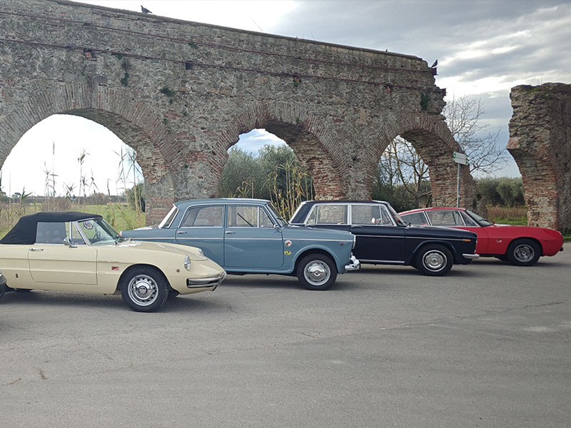 Club Automobilistico “La Gherardesca”: 6 Auto d'Epoca Pronte a Partire da Pisa per Innsbruck