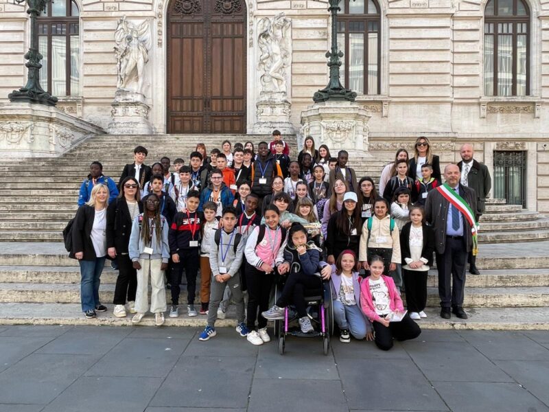 Da Castelfranco a Roma, i ragazzi della Guerrazzi a Montecitorio con il sindaco e l'assessore