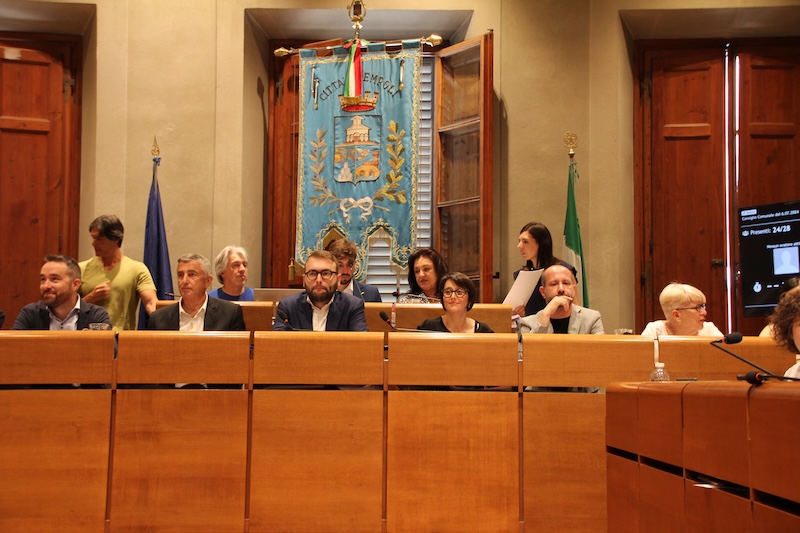 Ecco alcune alternative per il titolo:

1. I risultati delle votazioni nell'ultimo consiglio a Empoli
2. Esito delle votazioni durante l'ultimo consiglio a Empoli
3. Votazioni: risultati dell'ultimo consiglio a Empoli
4. Ultime votazioni: risultati del consiglio a Empoli
5. Risultati delle votazioni del recente consiglio di Empoli

Fammi sapere se hai bisogno di ulteriori modifiche!