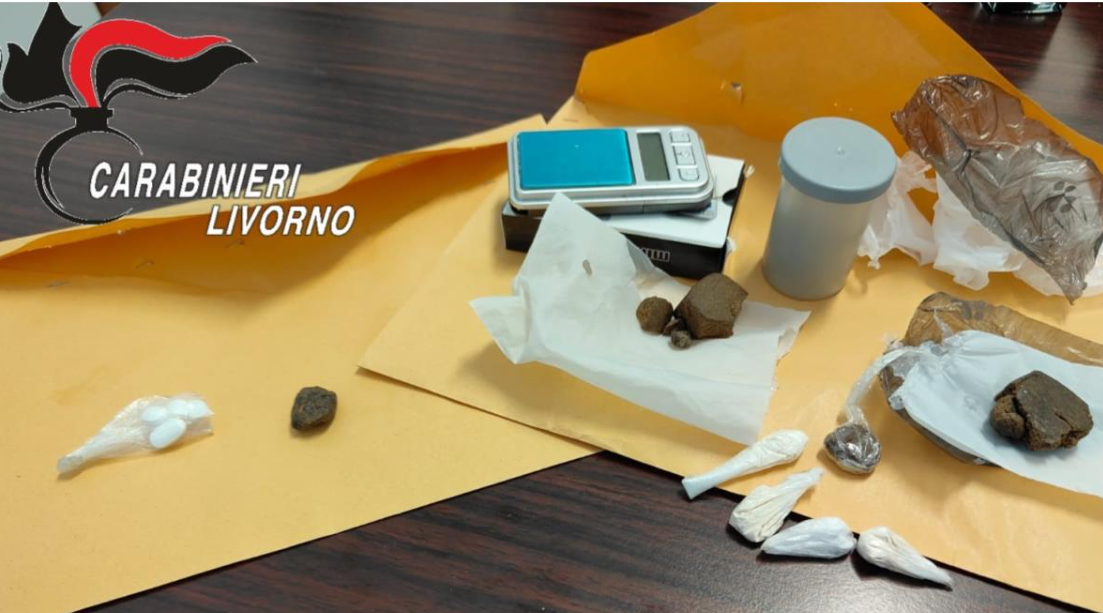 Fermata con hashish, cocaina ed eroina: arrestata una 36enne