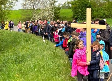 Il maltempo non ha impedito la visita delle sette chiese.