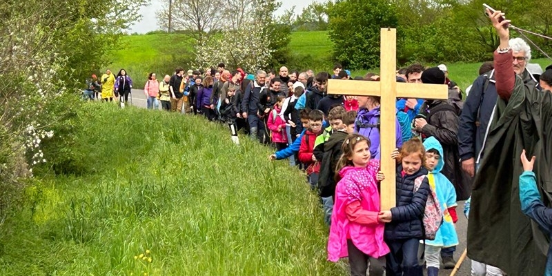 Il maltempo non ha impedito la visita delle sette chiese.