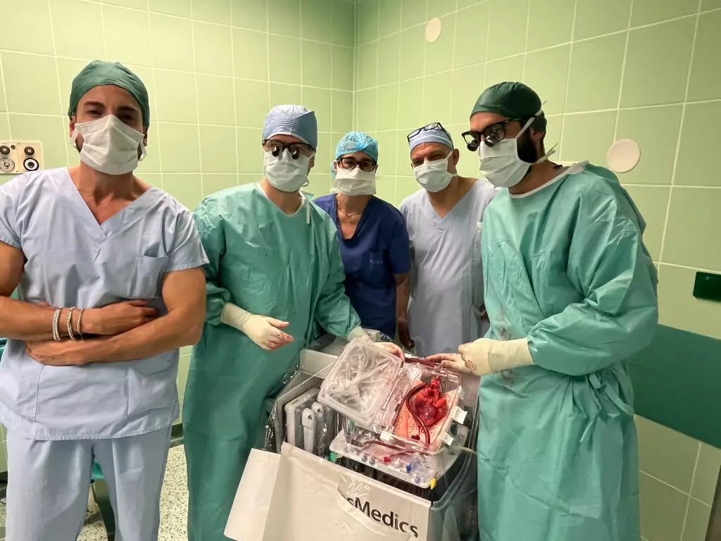 Ismett: un cuore da Praga restituisce a un cardiopatico siciliano la possibilità di una vita normale