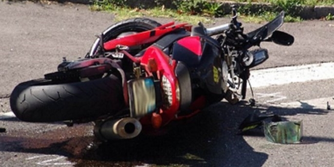 Mugello: Incidente tra moto e camion sulla SP551 vicino al Forteto: grave un 29enne