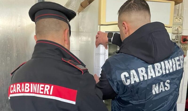 Ore di lavoro non retribuite e furto di materiali: medico sospeso dalla professione