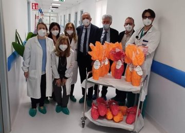 Ospedale Cervello di Palermo: Uova di Pasqua in dono ai pazienti