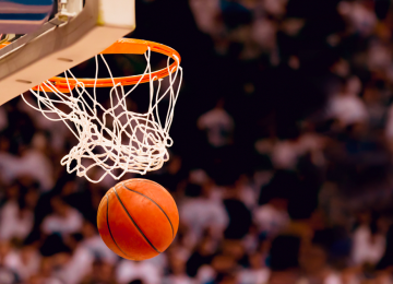 Partita di basket Virtus Bologna - Openjobmetis Varese: divieto di vendita dei biglietti ai residenti in provincia di Varese