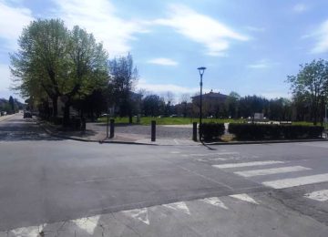 Piazza Garibaldi: inizia la costruzione del chiosco e dei muretti