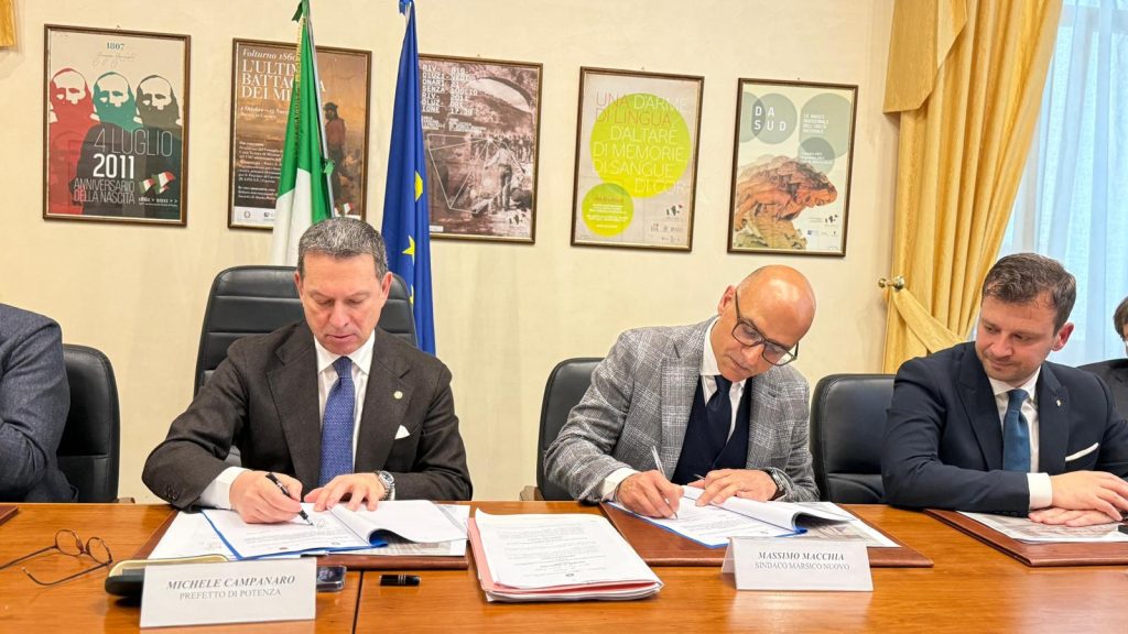 Potenza, firmato in prefettura un protocollo per il controllo di vicinato con il comune di Marsico Nuovo