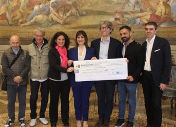 SIB Pisa offre un dono ad Amico Cuore Toscana: un gesto di solidarietà dai balneari di Confcommercio