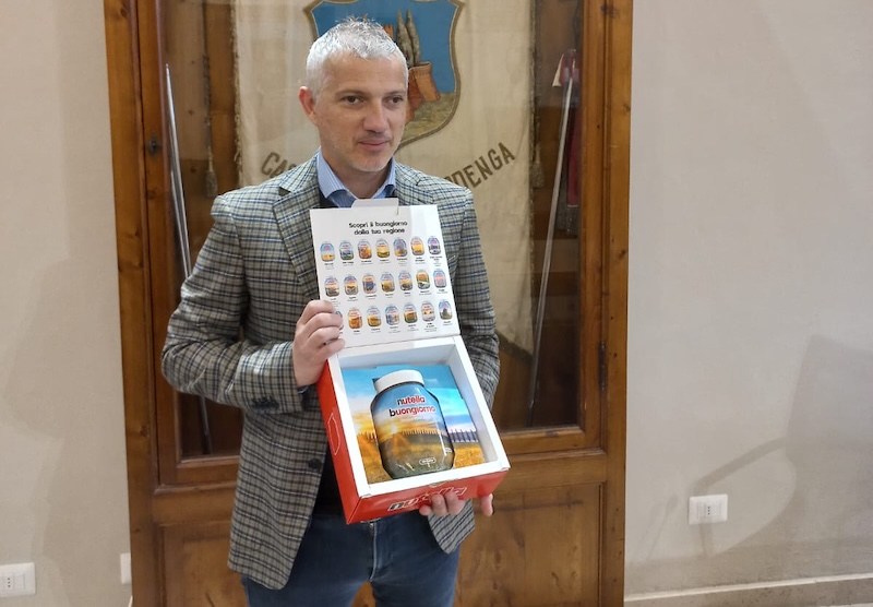 San Gusmè, nel Chianti senese, su barattoli di Nutella