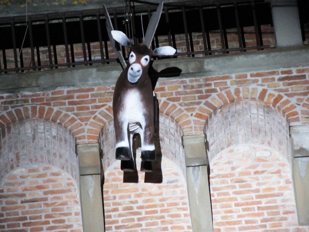 A Empoli torna il 'Volo del ciuco' con un forte messaggio di pace