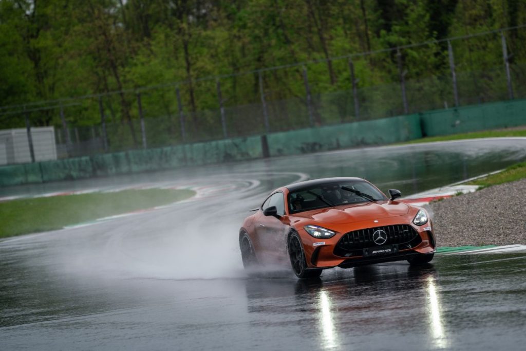 AMG Experience Italia: Sold Out per i Primi Tre Corsi