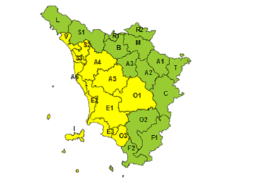 Ancora piogge in Toscana: codice giallo per rischio idrogeologico e temporali forti