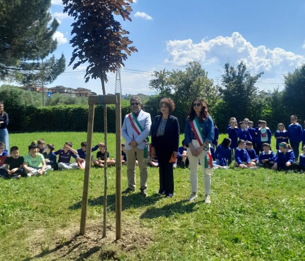 Educazione Ambientale in Memoria di Michela Panerai: Iniziativa presso la Scuola "Don Milani" di Campi Bisenzio