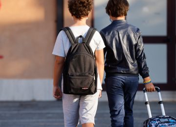 Giornata Internazionale dei Bambini Scomparsi: Il Commissario Straordinario, RAI e Ferrovie dello Stato Uniscono le Forze per uno Spot di Sensibilizzazione