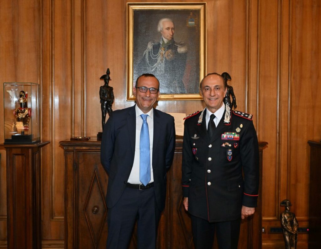 I Carabinieri e l'Agenzia Digitale siglano un accordo per promuovere la cultura della sicurezza.