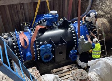 Interventi idrici a Firenze e Prato: completate le operazioni di taglio e posizionamento delle tubazioni.