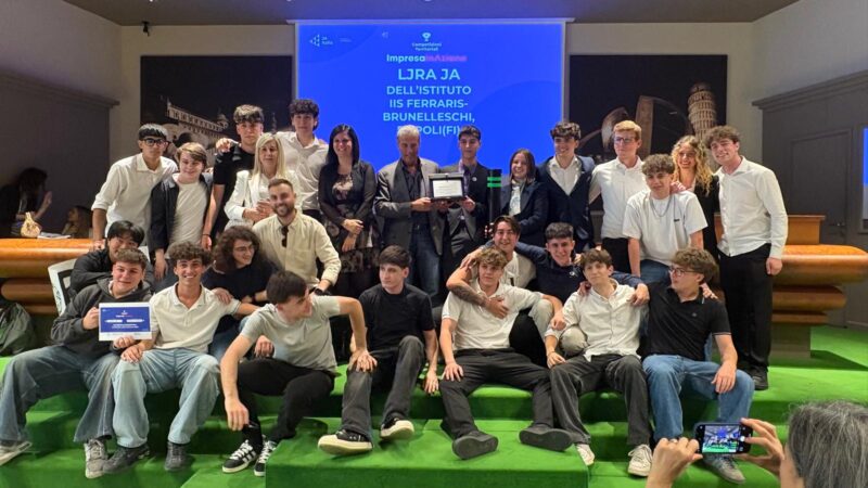 La 5D dell'IIS Ferraris-Brunelleschi di Empoli si aggiudica il premio per la Migliore Impresa Junior Achievement della Regione Toscana.