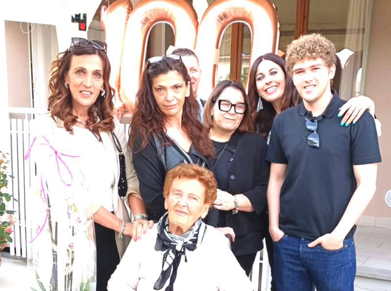 Maria Di Costa e i suoi 100 anni: Empoli festeggia la sua nuova centenaria.
