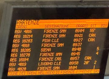 Mattinata di treni in ritardo o cancellati, rallentamenti anche a Empoli