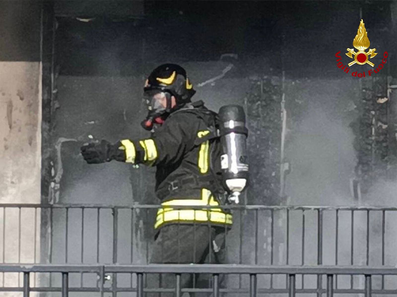 Monte Argentario, incendio notturno in una villa quadrifamiliare