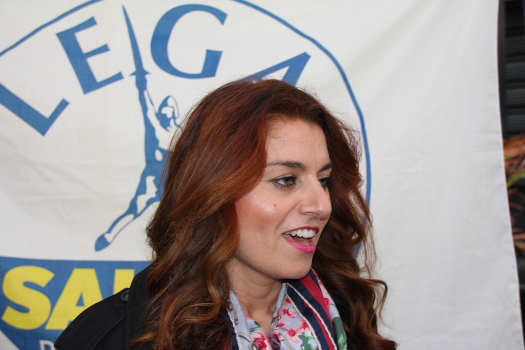 Insulti e minacce di morte all'europarlamentare della Lega Ceccardi