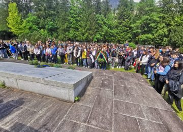 Studenti e studentesse di San Miniato in pellegrinaggio ai campi di sterminio