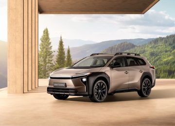 Toyota bZ4X Touring: un SUV elettrico per le avventure in famiglia