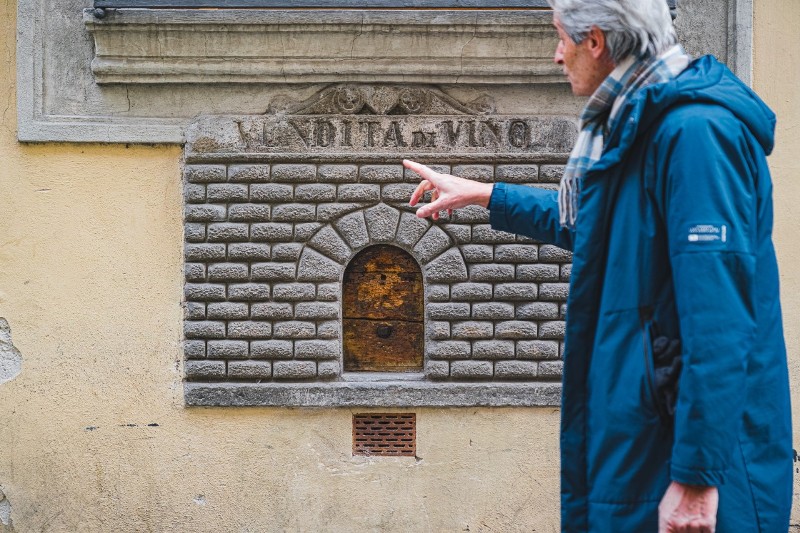 Una passeggiata a Firenze tra le Buchette del Vino
