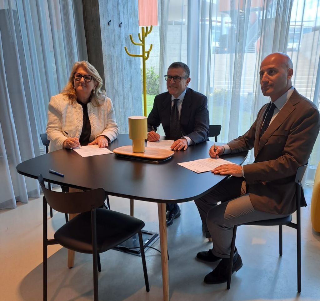 UniCredit firma un accordo per la riqualificazione del turismo congressuale nel Sud Italia