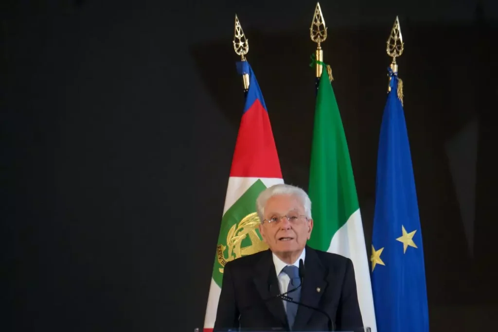 2 Giugno: Mattarella Affirma "L'Italia Resiste a Ogni Aggressione e Prevaricazione"