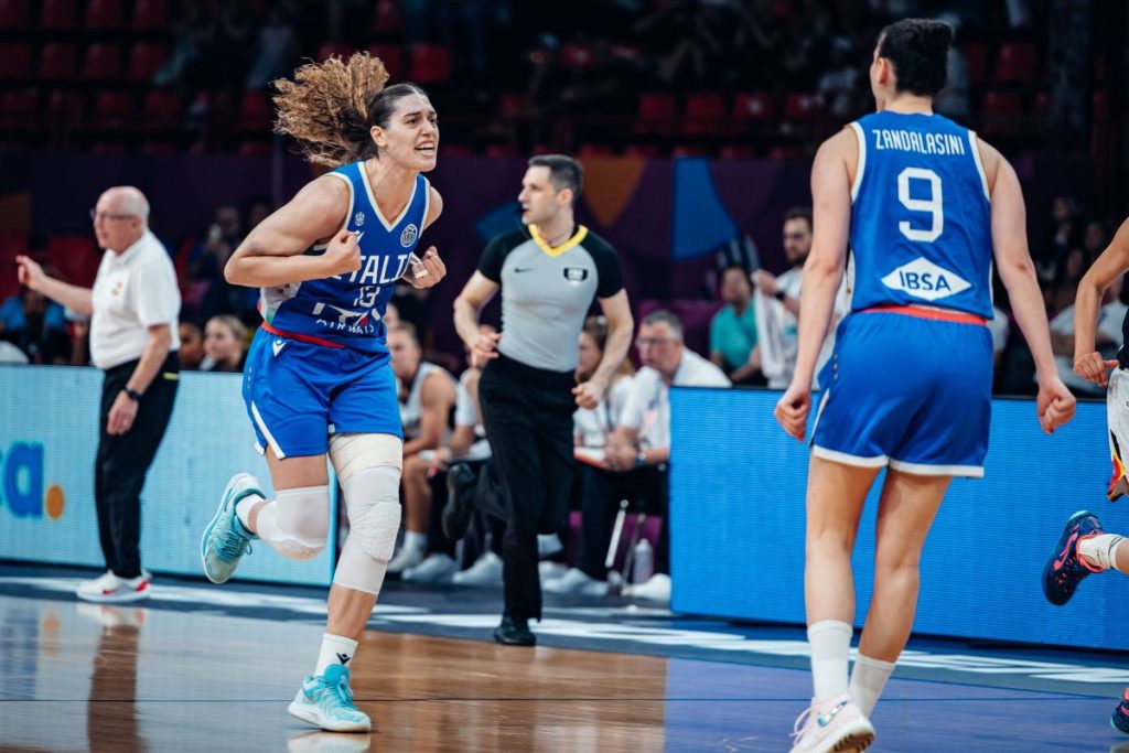 Bronzo per l'Italbasket Femminile: vittoria sulla Francia 69-54 - Agenzia Italpress
