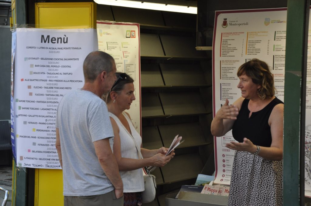 Cene d'Estate: Notevole affluenza alla prima serata a Montespertoli