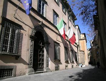 Comune di Lucca risolve la concessione delle strutture sportive associate alla Lucchese.