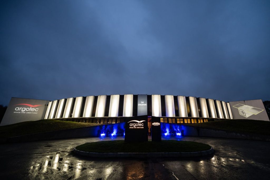 Cresce la costellazione italiana IRIDE: lanciati altri 7 satelliti in orbita