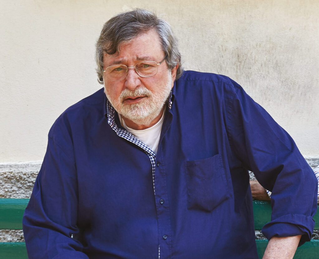 Francesco Guccini a Empoli inaugura il festival /contè.sto/: evento gratuito in piazza Farinata