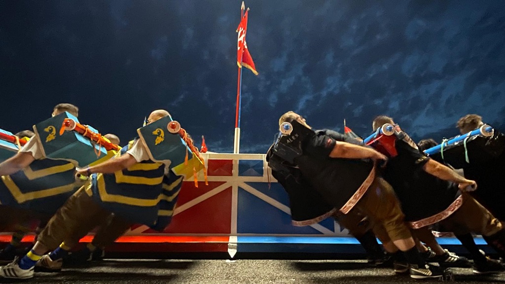 Gioco del Ponte: La Battaglia che Rivvive Pisa. Modifiche al Traffico e Sostenibilità.