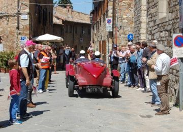 La Mille Miglia ritorna nel Chianti, al castello di Barberino Val d'Elsa