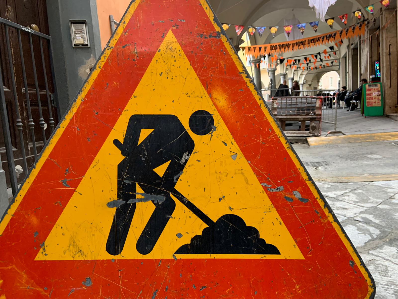 Lavori in via Verdi: divieto di sosta e transito in due fasi lunedì 16 giugno