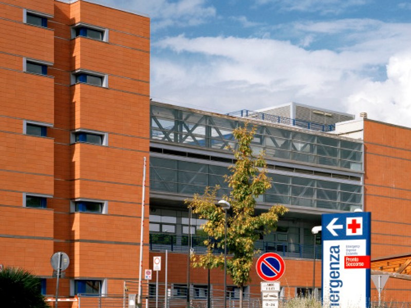 Moto contro furgoncino: muore un 32enne in Versilia